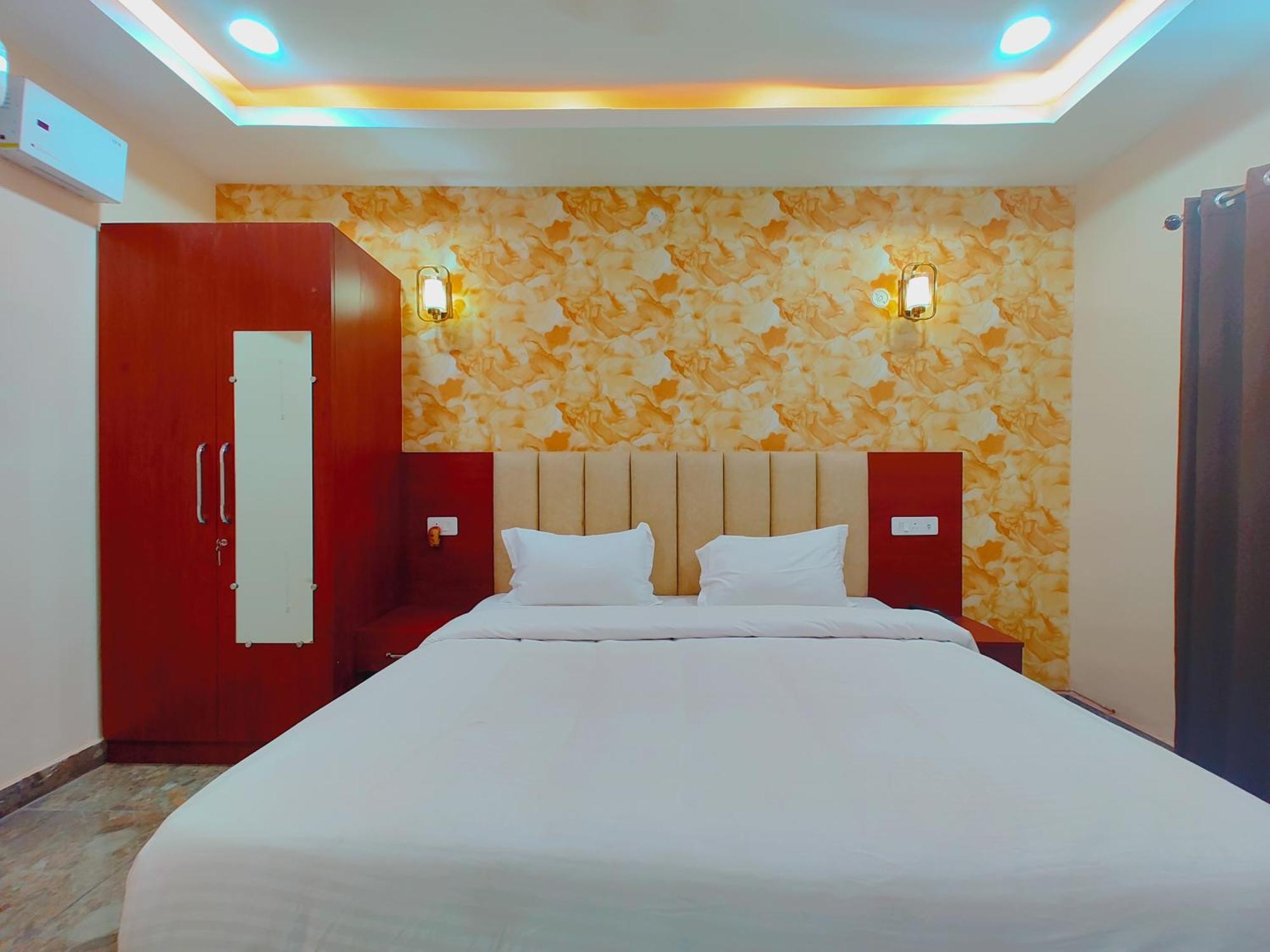 Awadh Samrat Resort Ayodhya Exterior foto